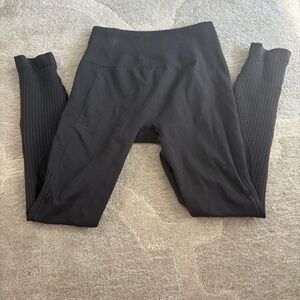 Lululemon Fast and Free Mesh Panel Leggings – Black